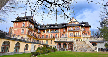 GERARD KORONA ŠINDRA Charcoal Hotel Stamary, Zakopane, Poland